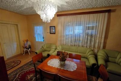 Casă individuală cu 7 camere cu Canalizare în Vest - 6