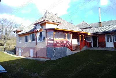 Casă cu 3 camere în Breaza - 2