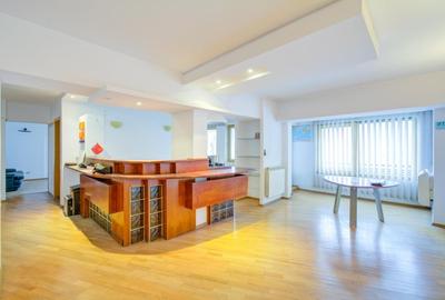 Apartament cu 2 camere semidecomandat în Unirii