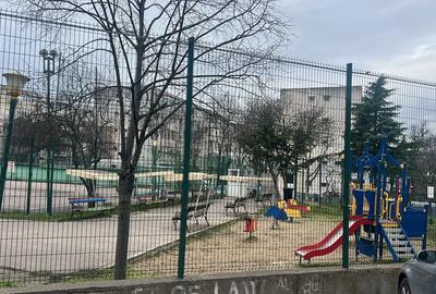 Spațiu comercial, de 106 mp, în Casa de Cultură - 19