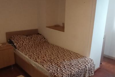 Apartament cu 3 camere decomandat, mobilat în Universitate - 14