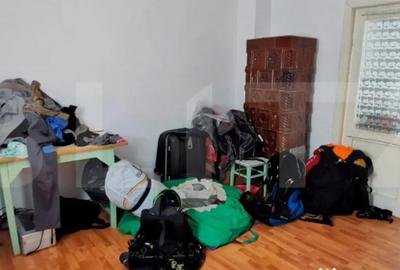 Casă cu 5 camere cu Teren 2100 Mp în Luna - 2