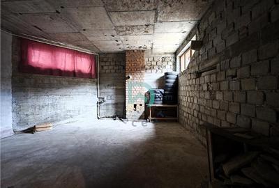 Casă individuală cu 6 camere cu Canalizare în Craiter - 40