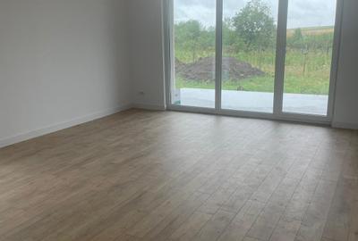 Casă individuală de vânzare – Petrovaselo (la cheie)-comision 0% - 12