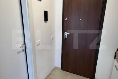 Apartament cu 2 camere semidecomandat, mobilat în Tractorul - 6