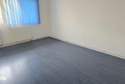 Spațiu comercial, de 74 mp, în Central - 5