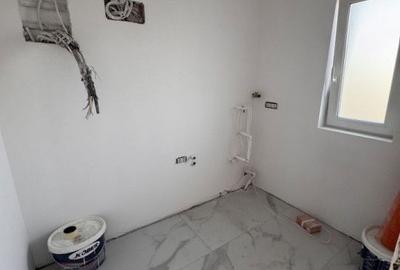 Casă cu 4 camere în Moșnița Veche - 3