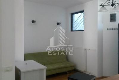 Apartament cu 2 camere semidecomandat în Central - 1