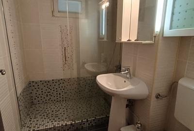 Apartament cu 3 camere semidecomandat, mobilat în P-ța Victoriei - 6