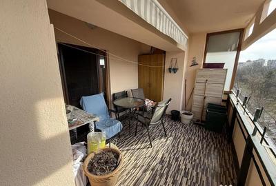 Apartament cu 3 camere decomandat, mobilat în Tomis II