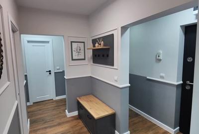 Apartament cu 2 camere decomandat în Calea București - 2