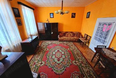 Casă cu 3 camere în Central - 2