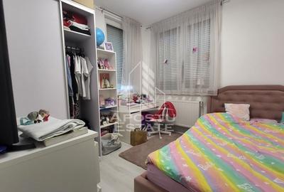 Apartament cu 3 camere,2 bai,renovat,complet mobilat utilat,Girocului - 12