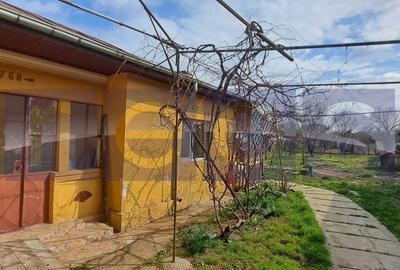 Casă individuală cu 5 camere cu Canalizare în Central - 5