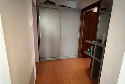 Apartament cu 2 camere decomandat în Nufărul - 3