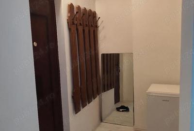 Apartament cu 2 camere semidecomandat în Central - 1