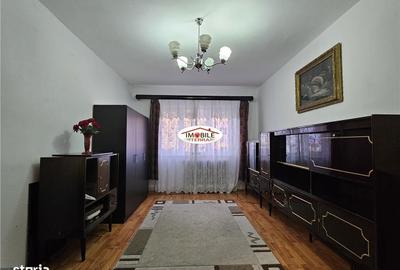 Apartament cu 3 camere decomandat în Vasile Aaron - 16