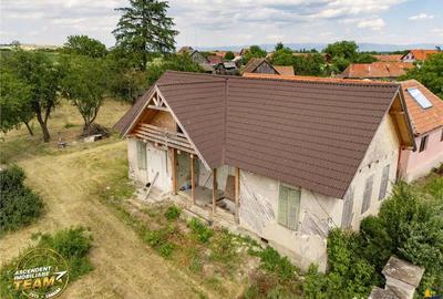 Casă cu 3 camere cu Teren 2770 Mp în Sântionlunca - 4