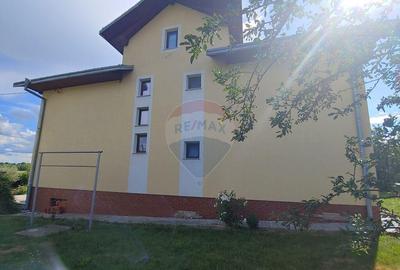 Casa / Vila de vanzare cu teren intravilan 1200 mp-Zvo... - 12