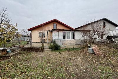 Casă individuală cu 4 camere cu Canalizare în Vânători - 17