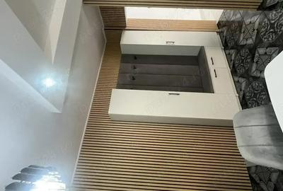 Apartament 3 camere,Lenin Sud,complet renovat ,utilat,centrala termica 80mp Apartament 3 camere,Lenin Sud,complet renovat ,utilat,centrala termica 80mp - 4