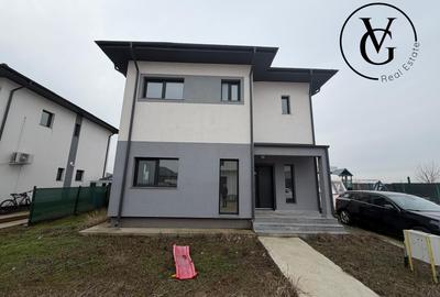 Casă individuală cu 4 camere cu Teren 311 Mp în Tunari