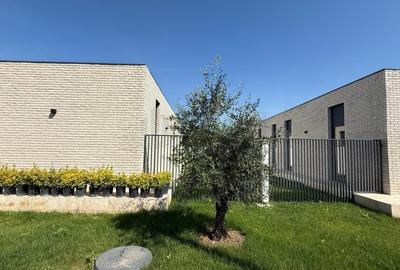 Casă individuală cu 4 camere cu Teren 649 Mp în Corbeanca - 2