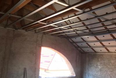 Casă cu 4 camere în Central - 4