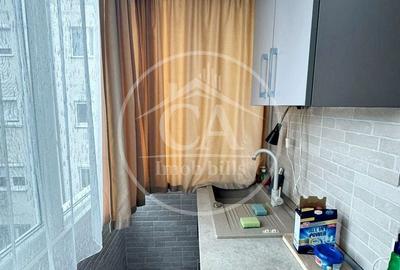 Apartament cu 3 camere decomandat în Rogerius - 12