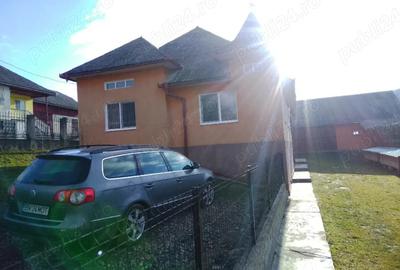 Casă cu 3 camere în Breaza - 1