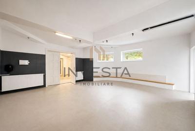 Casă individuală cu 15 camere cu Canalizare în Andrei Mureșanu - 32