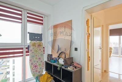 De vanzare: spatiu in care lumina spune doar jumatate din poveste - 15