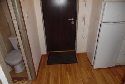 Inchiriez apartament 2 camere in Deva, pe str. Minerului, et 1 - 2