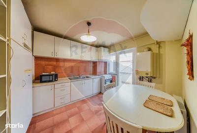 Apartament cu 4 camere, mobilat în Intim - 18