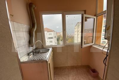 Apartament cu 3 camere decomandat în Central - 3