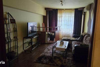 Apartament cu 4 camere decomandat în Dristor