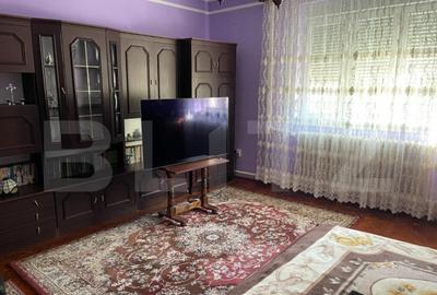 Casă cu 16 camere cu Teren 985 Mp în Titulescu