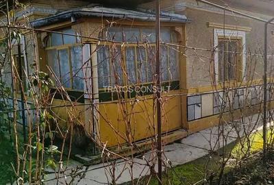 Casă cu 4 camere cu Teren 680 Mp în Hotarele - 1