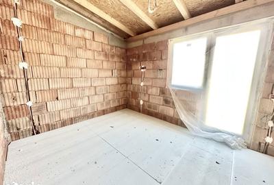 Casă cu 4 camere cu Teren 250 Mp în Bucovăț - 12