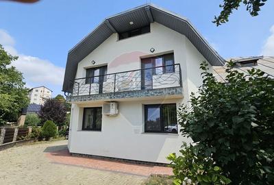 Casă individuală cu 7 camere cu Teren 1000 Mp în Central - 4