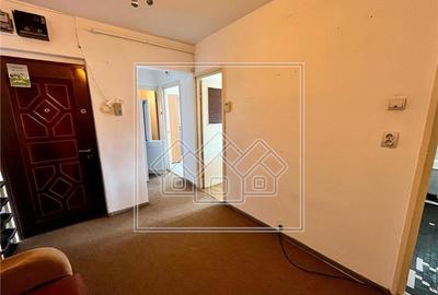 Apartament de vanzare in Sibiu - 2 camere - bloc cu lift - 4