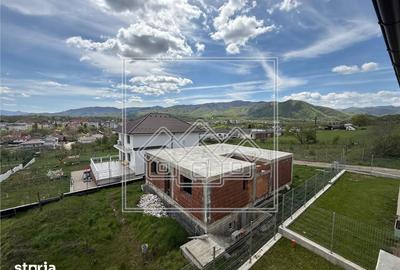 Casă cu 3 camere cu Teren 275 Mp în Central - 8