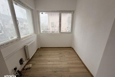 Casă cu 8 camere cu Teren 495 Mp în Glina - 13