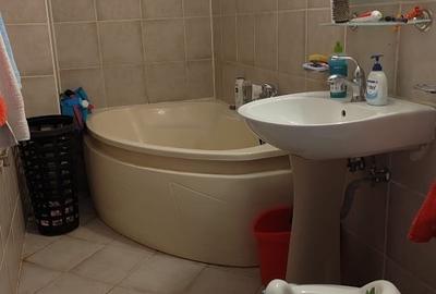 Apartament cu 3 camere decomandat în 13 Septembrie - 3