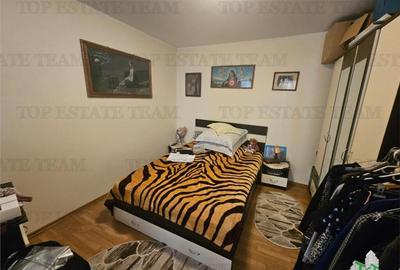 Casuta 3 camere placa peste etaj zona Margeanului - 4