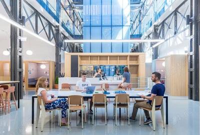 Acces all-inclusive la spa?ii de co-working in Regus Central Business Plaza Tower 3 - 2