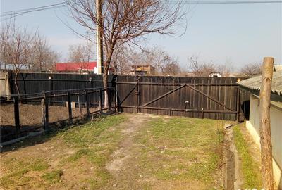 Casă cu 5 camere cu Teren 860 Mp în Berezeni - 2