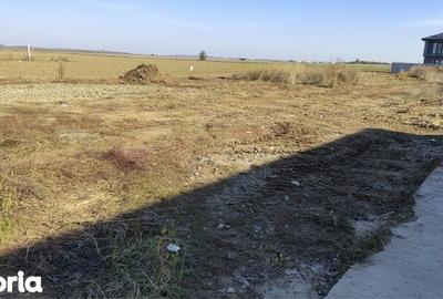 Teren de 402 mp, în Dragomirești-Vale - 2