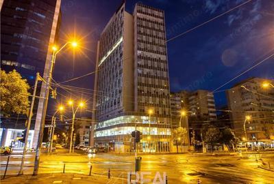 Spațiu comercial, de 516 mp, în P-ța Victoriei - 10