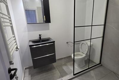 Apartament cu 3 camere decomandat în Central - 3